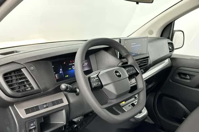Opel Vivaro-e (2025) thumbnail 2