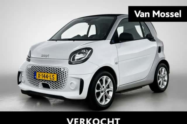 Smart Fortwo (2021) thumbnail 1