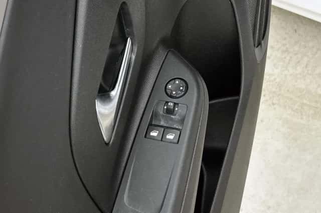 Opel Corsa (2022) thumbnail 28