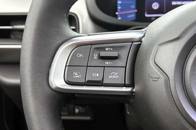 Jeep Avenger (2025) thumbnail 6