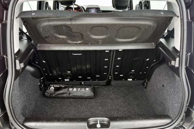Fiat Panda (2022) thumbnail 23