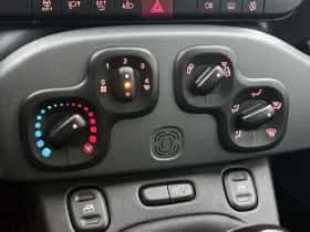 Fiat Panda (2022) thumbnail 24