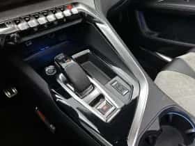 Peugeot 3008 (2021) thumbnail 16
