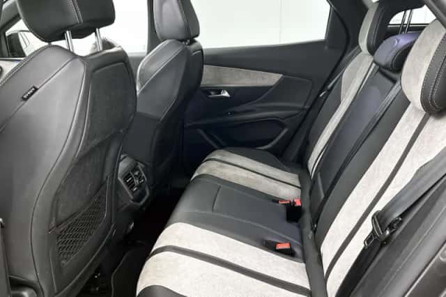 Peugeot 3008 (2021) thumbnail 29