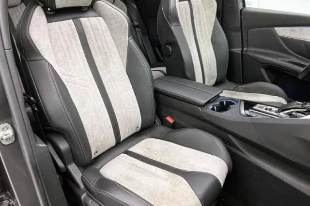 Peugeot 3008 (2021) thumbnail 36
