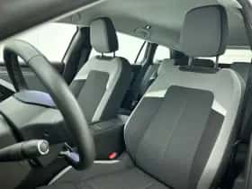 Opel Astra (2023) thumbnail 11