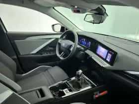 Opel Astra (2023) thumbnail 22