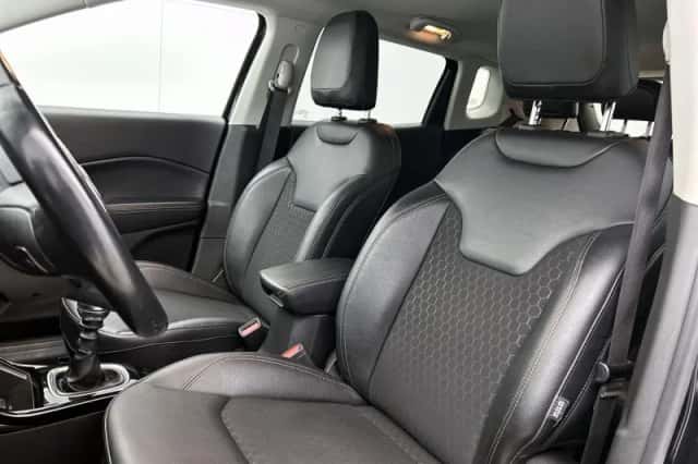 Jeep Compass (2021) thumbnail 30