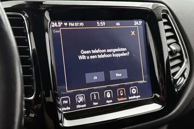 Jeep Compass (2021) thumbnail 9