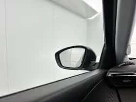 Peugeot 2008 (2021) thumbnail 16