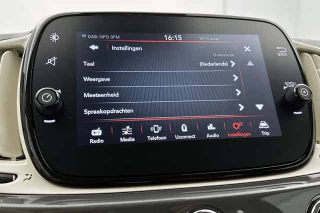 Fiat 500 (2021) thumbnail 9
