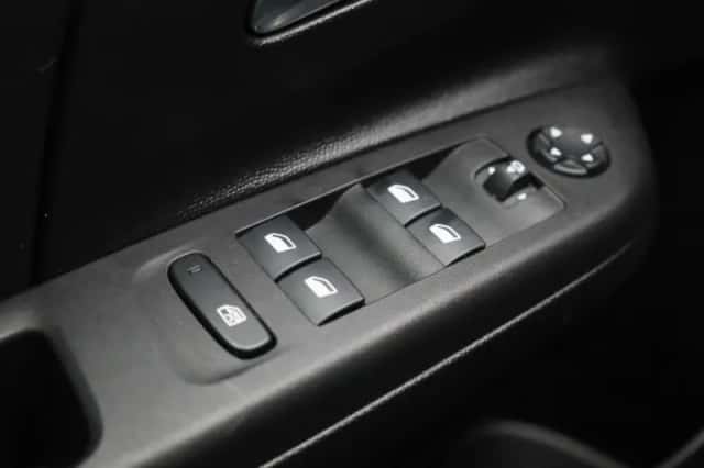 Opel Corsa (2024) thumbnail 21