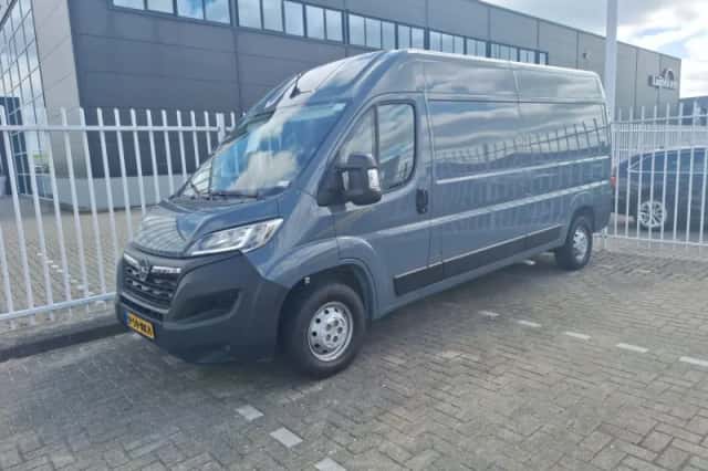 Opel Movano (2023) thumbnail 2