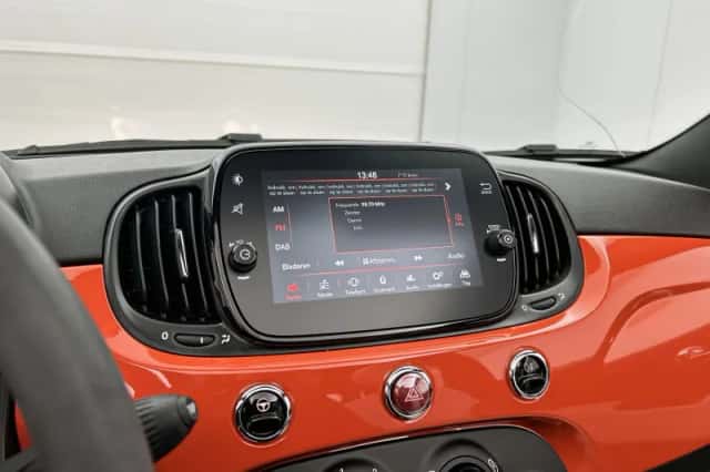 Fiat 500C (2022) thumbnail 8