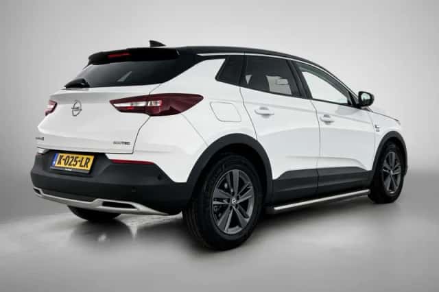 Opel Grandland X (2021) thumbnail 4