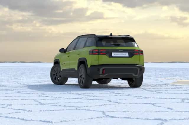 Jeep Compass (2026) thumbnail 3