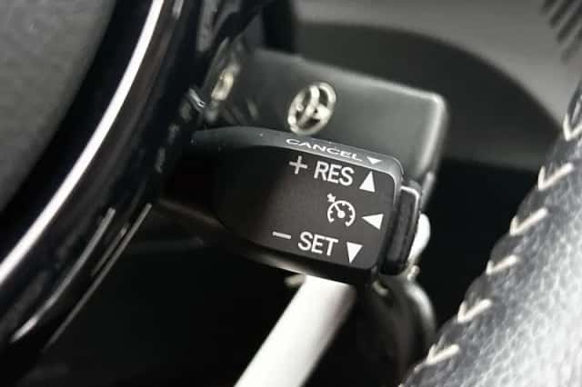 Toyota Yaris (2018) thumbnail 6