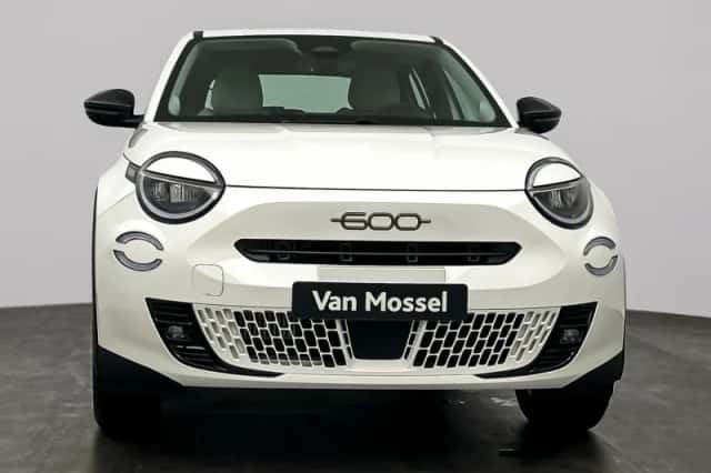 Fiat 600 (2026) thumbnail 3