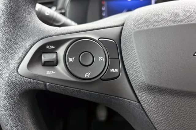Opel Corsa (2025) thumbnail 6