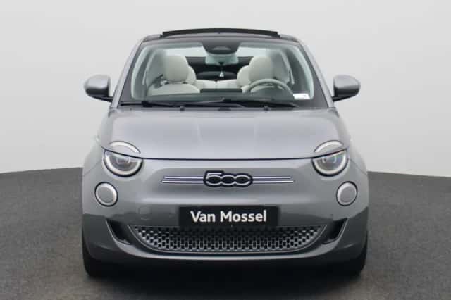 Fiat 500C (2023) thumbnail 3