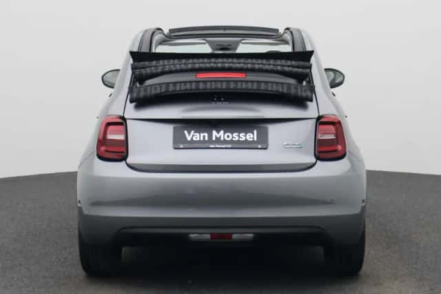 Fiat 500C (2023) thumbnail 5