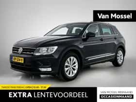 Volkswagen Tiguan (2016) thumbnail 1