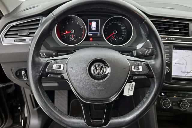 Volkswagen Tiguan (2016) thumbnail 7