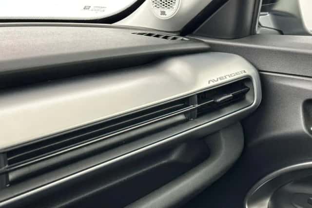 Jeep Avenger (2026) thumbnail 17