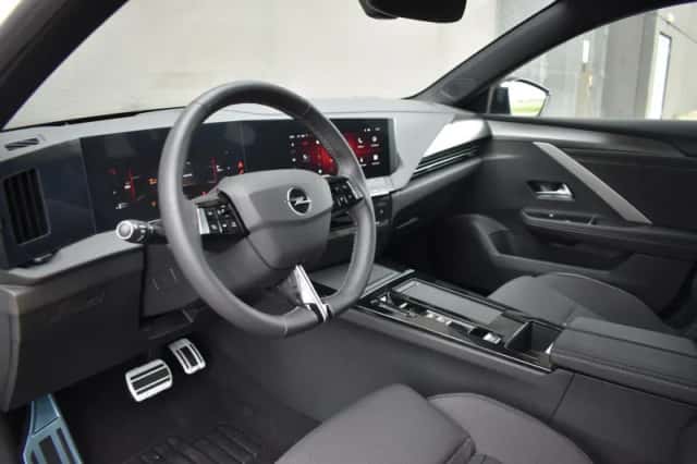 Opel Astra (2025) thumbnail 9
