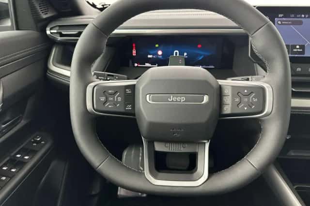 Jeep Compass (2026) thumbnail 2
