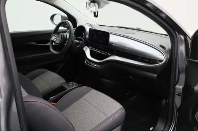 Fiat 500C (2022) thumbnail 27