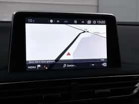 Peugeot 5008 (2020) thumbnail 16