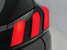 Peugeot 5008 (2020) thumbnail 26