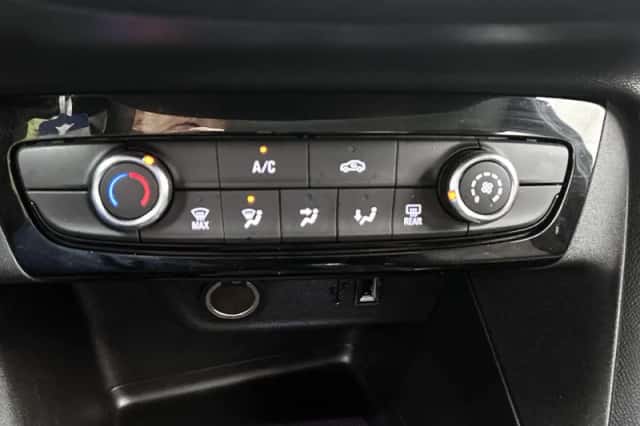 Opel Corsa (2021) thumbnail 21