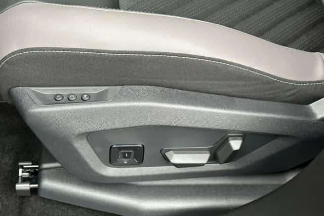 Jeep Compass (2026) thumbnail 23