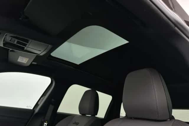 Jeep Compass (2026) thumbnail 38