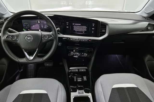 Opel Mokka-e (2023) thumbnail 2