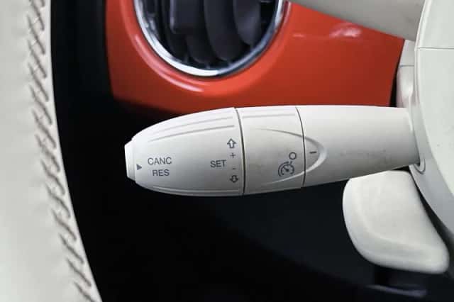 Fiat 500 (2021) thumbnail 6