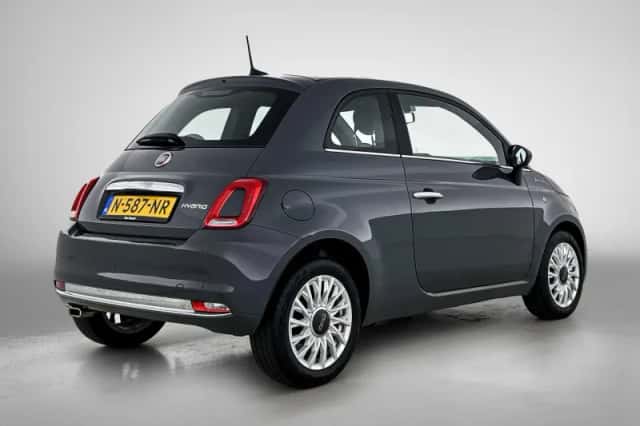Fiat 500 (2021) thumbnail 4