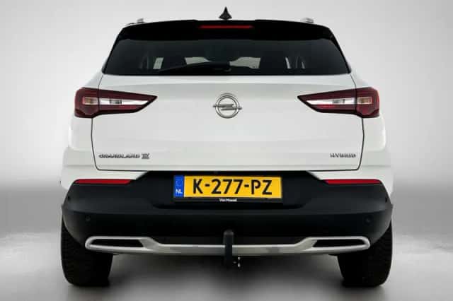 Opel Grandland X (2021) thumbnail 3
