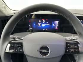 Opel Astra (2023) thumbnail 13