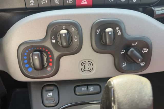 Fiat Panda (2014) thumbnail 5