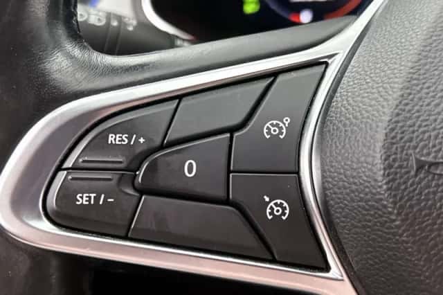 Renault Captur (2020) thumbnail 6