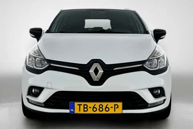 Renault Clio (2018) thumbnail 5