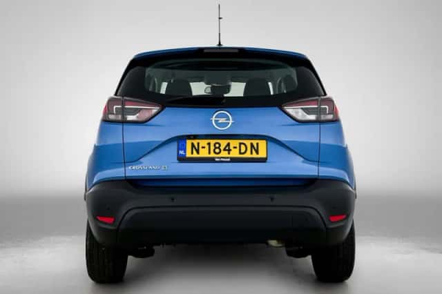 Opel Crossland X (2020) thumbnail 3
