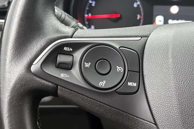 Opel Grandland X (2019) thumbnail 6