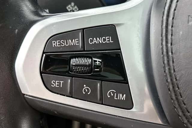 BMW 5-Serie (2023) thumbnail 6