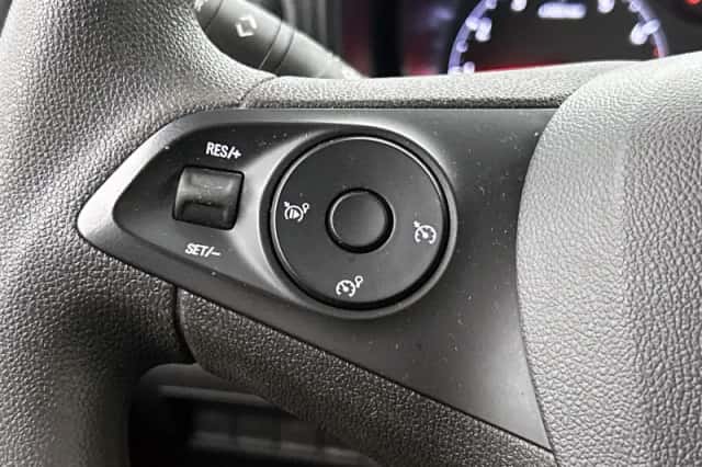 Opel Combo (2021) thumbnail 6
