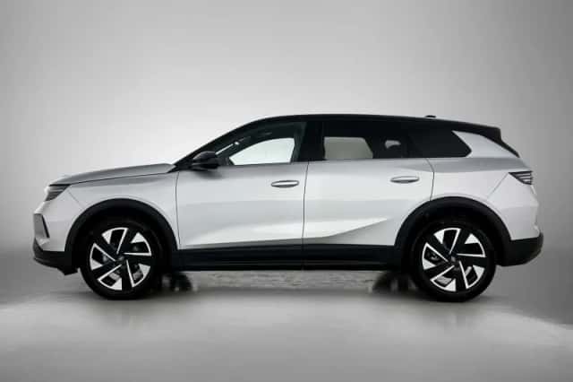 Opel Grandland (2025) thumbnail 2