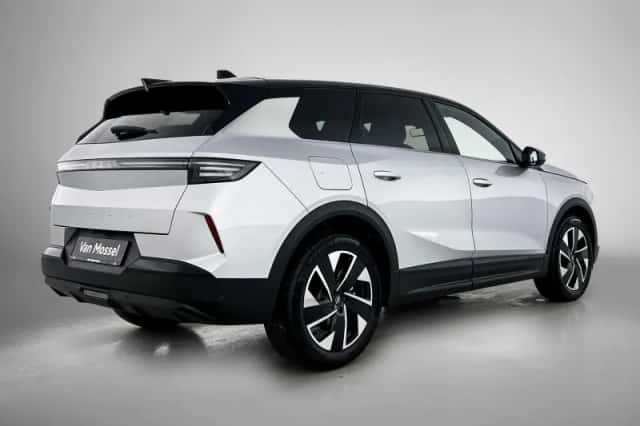 Opel Grandland (2025) thumbnail 4